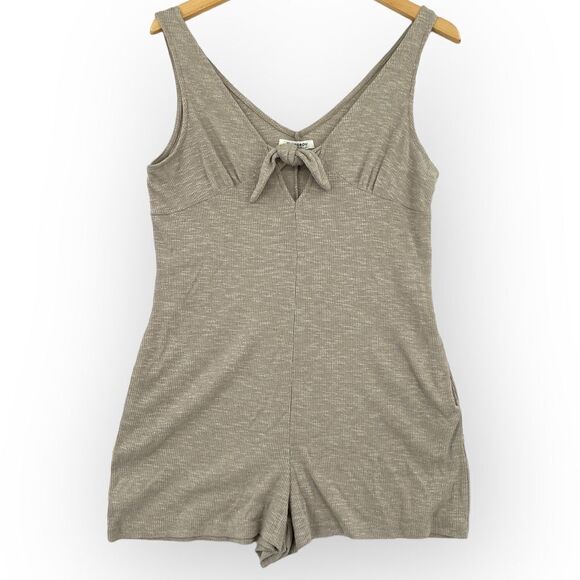 Glamorous Knit Ribbed Romper NWOT 6 - Picture 1 of 6